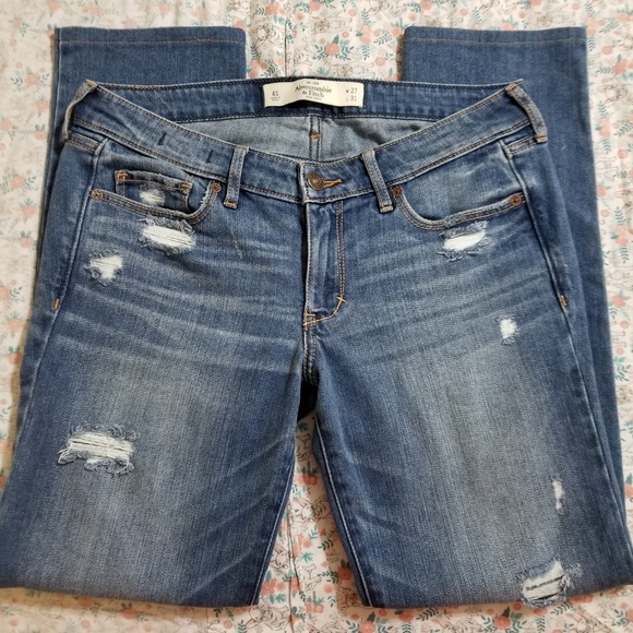 Abercrombie & Fitch Distressed Skinny Jeans - Picture 2 of 8